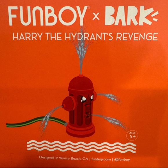NIB!! ⭐️ BarkBox x FunBoy Harry the Fire Hydrant’s Revenge Sprinkler toy - Picture 1 of 5